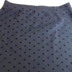 Black polka dot pencil skirt